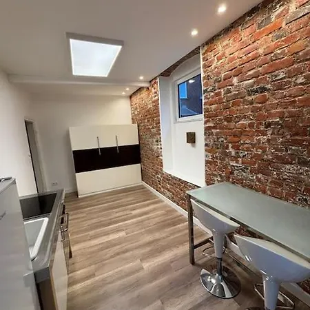 Nah Flughafen, Messe, Arena, Dome * 杜塞尔多夫