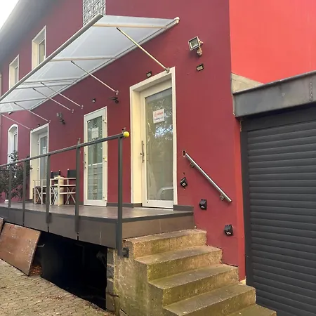 Nah Flughafen, Messe, Arena, Dome *